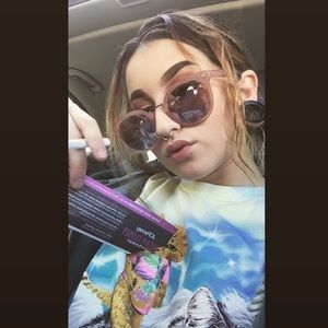 Meet your Posher, Cammi